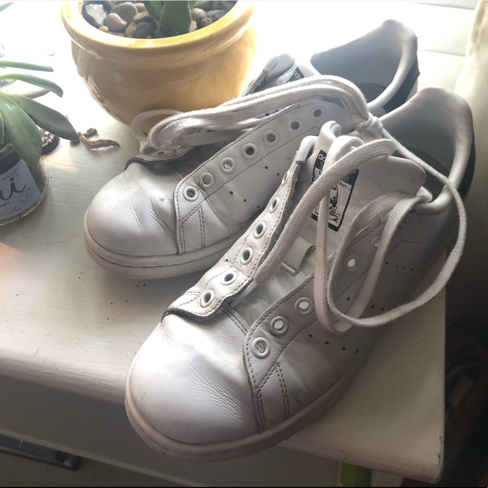 (SOLD) Adidas Stan Smiths